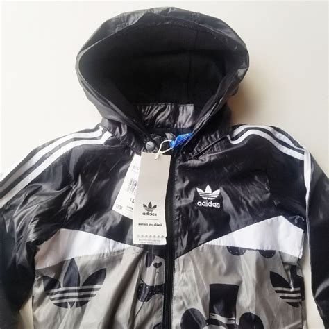 adidas in der nähe.